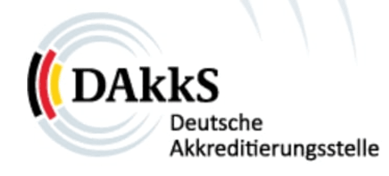 Takstativ Kia EV3 med lås sort Par 