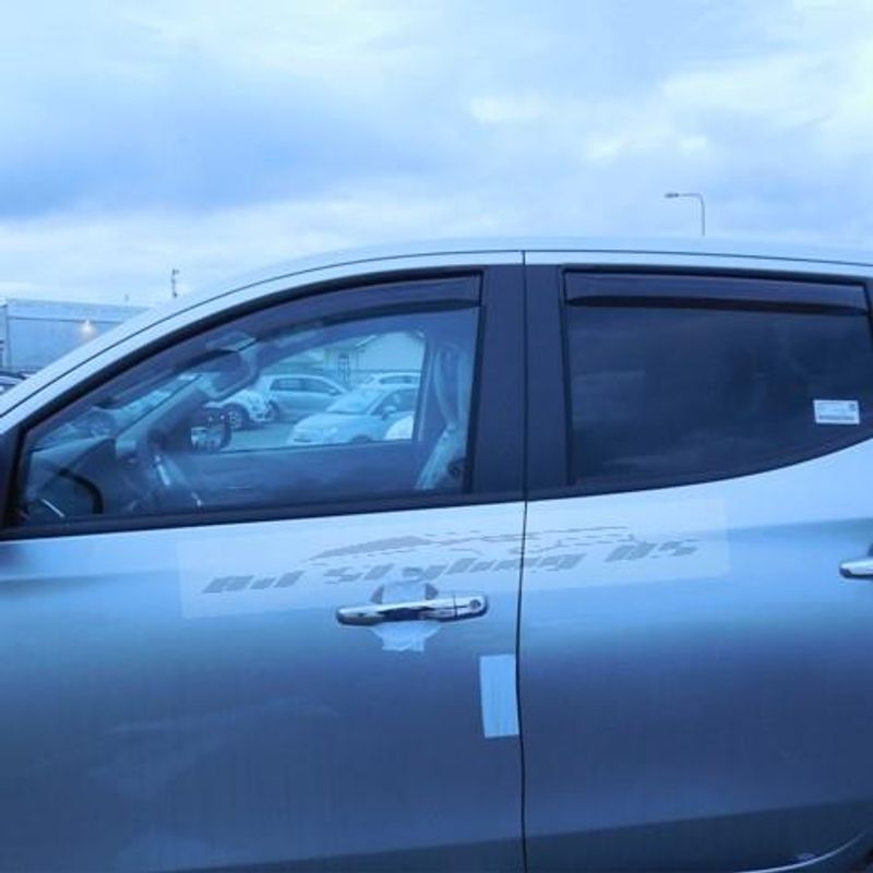 Mitsubishi L200 2016-> Vindavvisere 4 stk. 